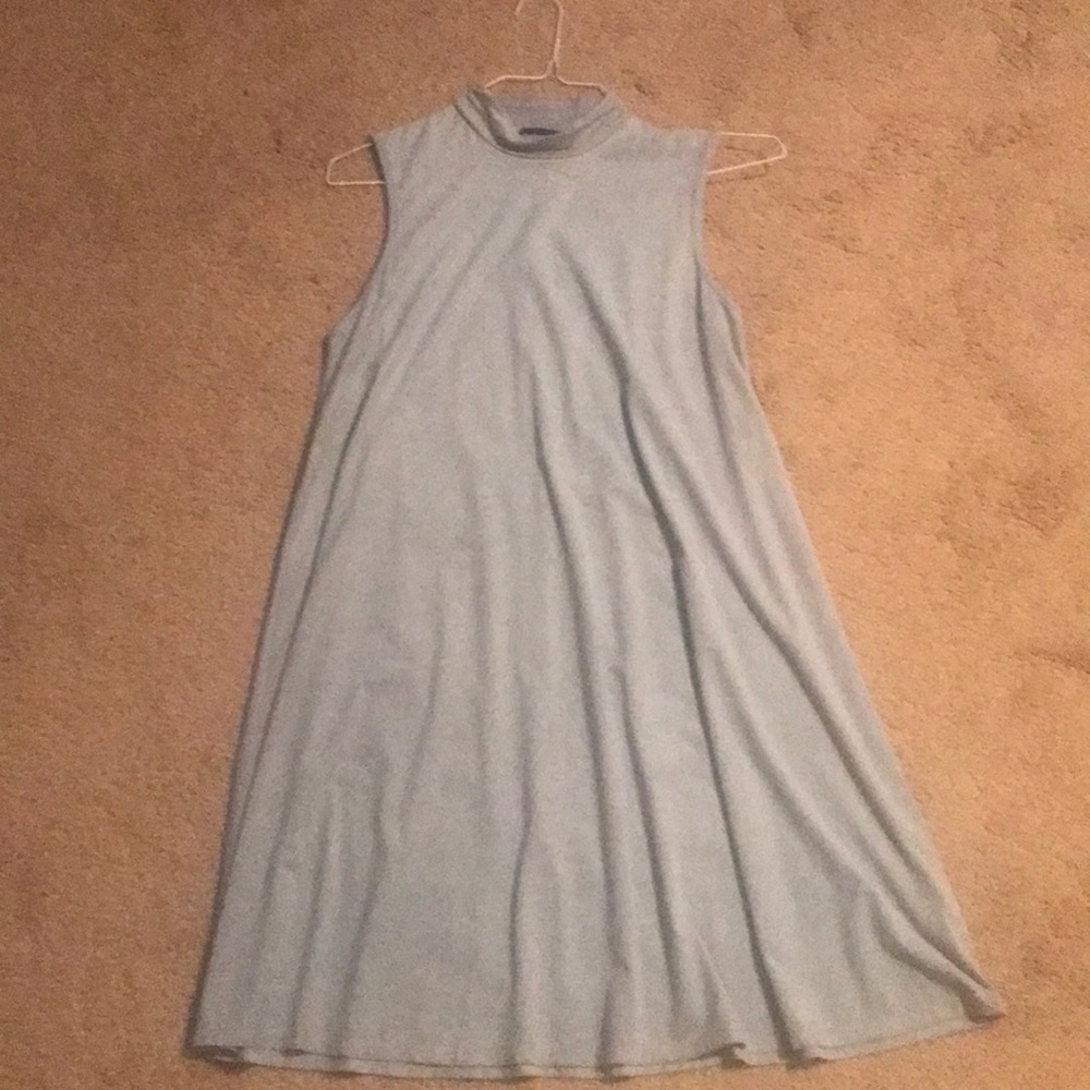 Knee length sleeveless dress